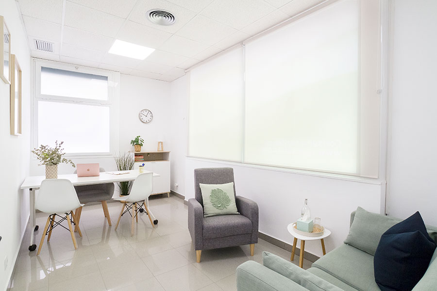 Cesión y alquiler de espacio para profesionales sanitarios en Sant Boi de Llobregat